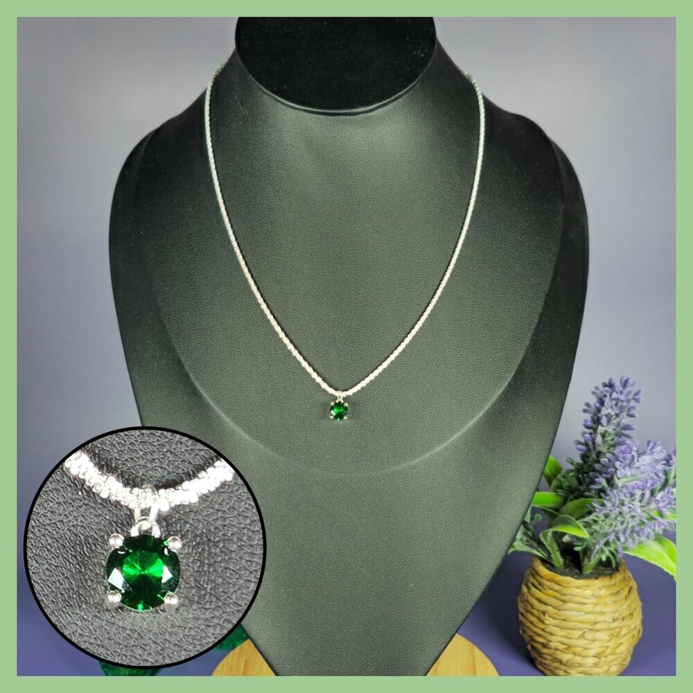 Sterling Silver Necklace‎ With Sparkling Green CZ Pendant (NWOT)